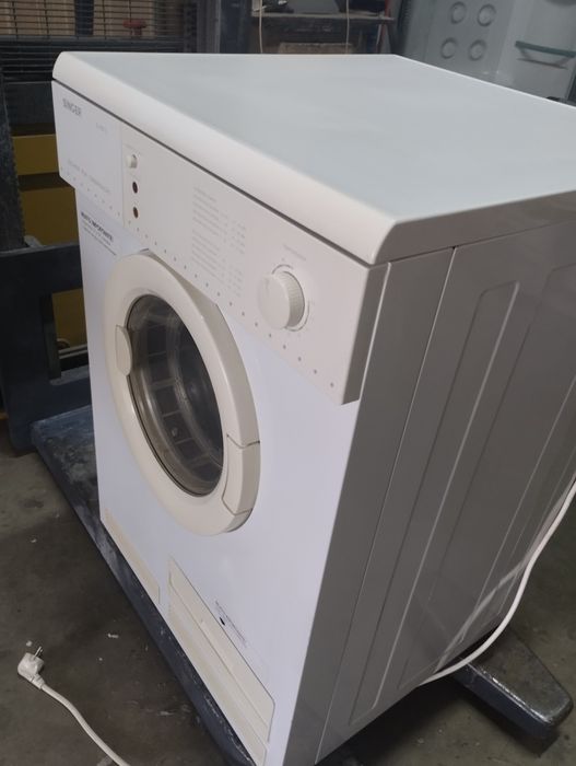 Máquina de secar roupa