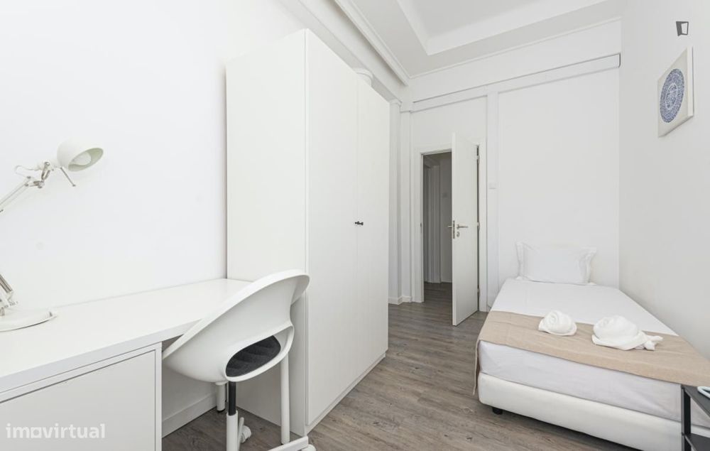 Quarto - localizado em Alameda Lisbon