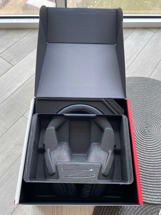 Навушники HyperX Cloud III S Wireless