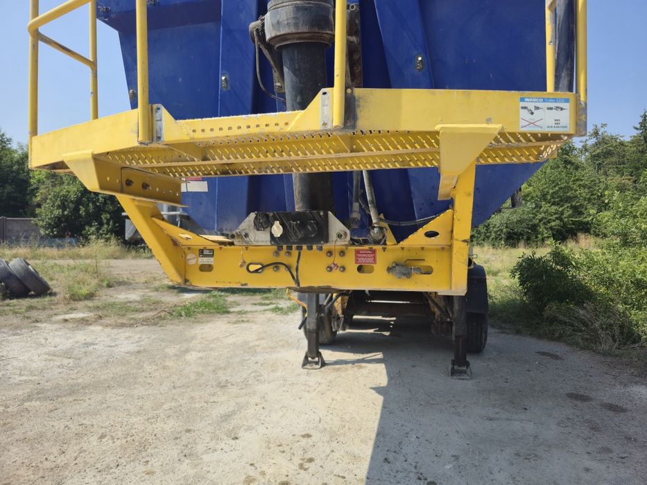 Schwarzmuller HKS 2004 напівпричіп