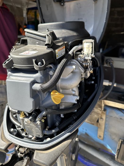 Лодка Казанка с мотором.