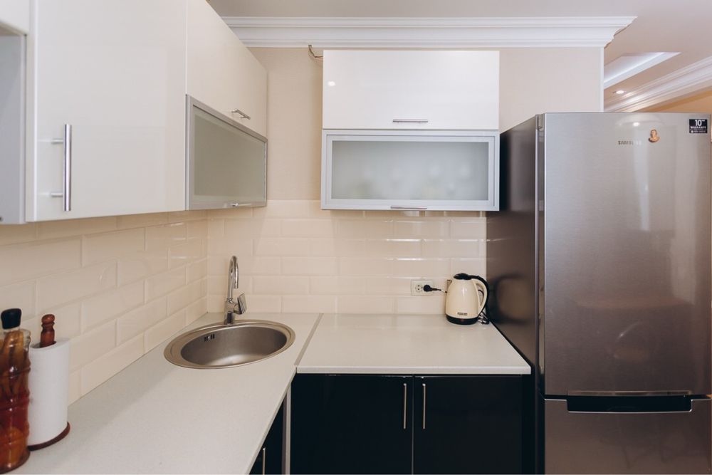 Подобова аренда двокімнатної квартири в центрі міста,вул.Харьківська