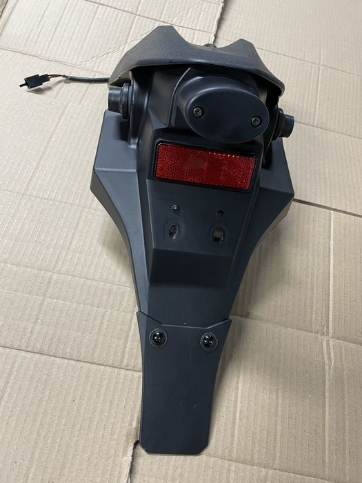 Guarda-lamas traseiro genuíno Kawasaki para modelos Z750, Z1000, ZX636