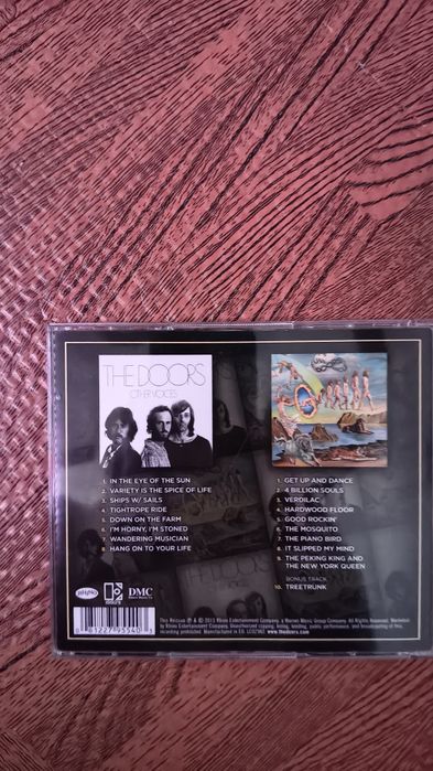 Doors 

Roger waters 

Live in Prague 2cds

Led Zeppelin live 2cds

Led Zeppelin best of 2cds

Roger Waters 

Us Them 2cds

Pearl Jam 

Novos

40€