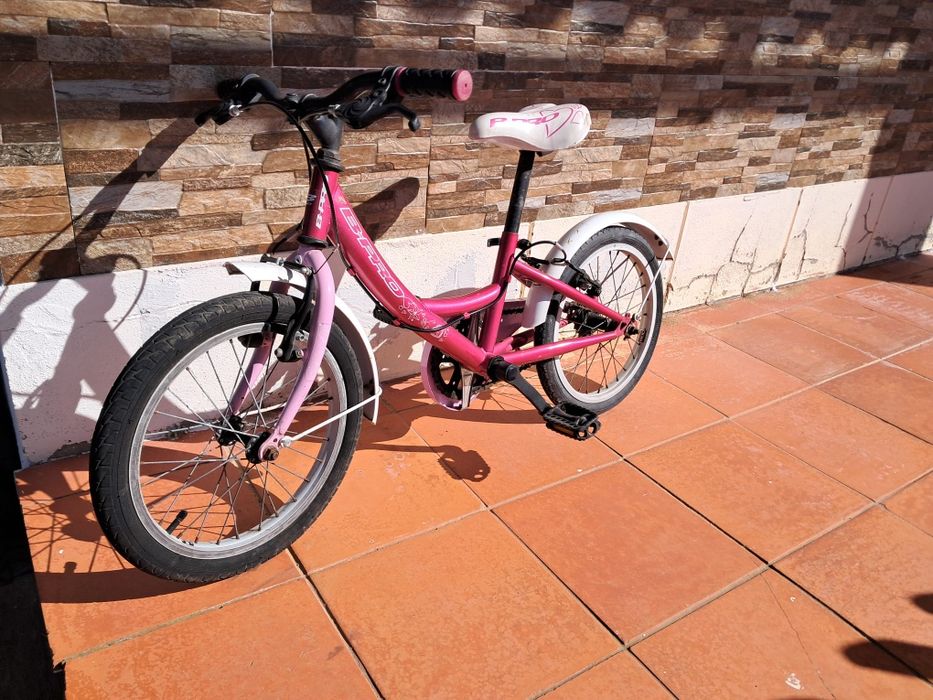 Bicicleta rosa B-PRO  16"