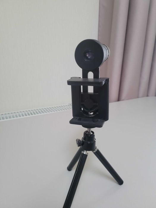 Продам монокуляр, міні штатив, об'єктив для смартфону
