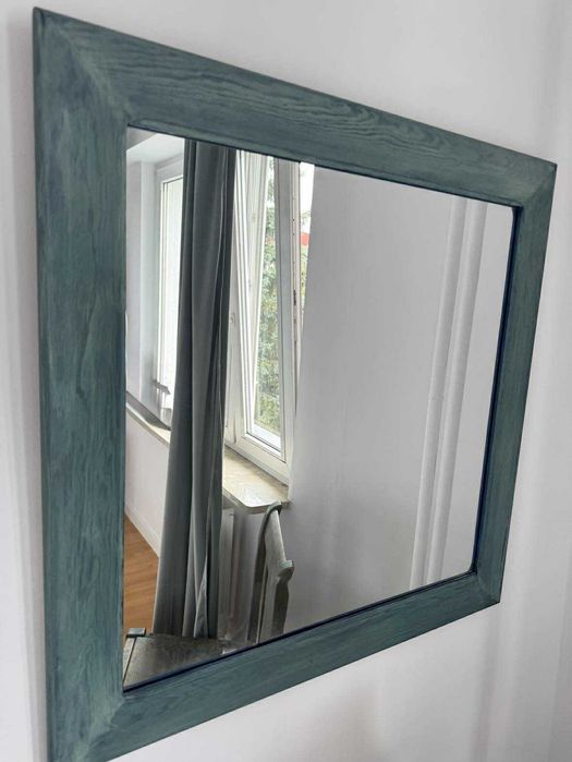 Lustro ścienne drewniane