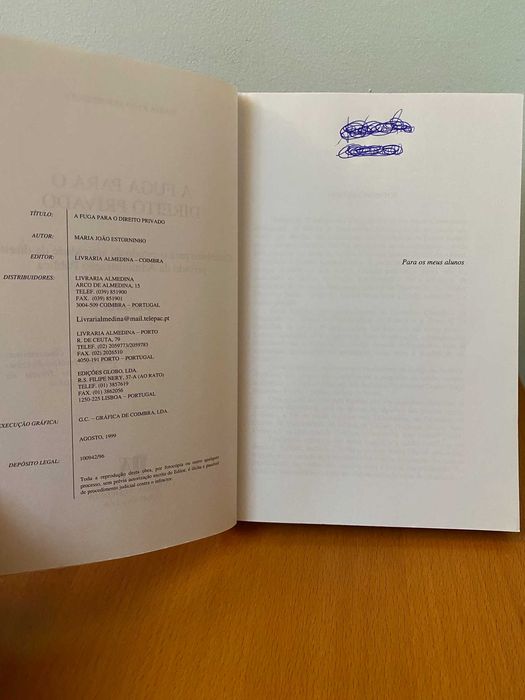 A Fuga Para o Direiro Privado - Maria João Estorninho