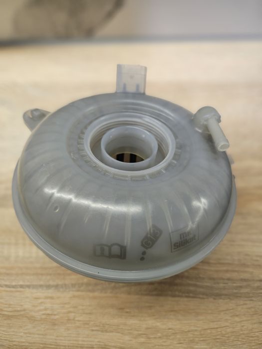 Бачок системи охолодження VW passat b8 5q0121407g