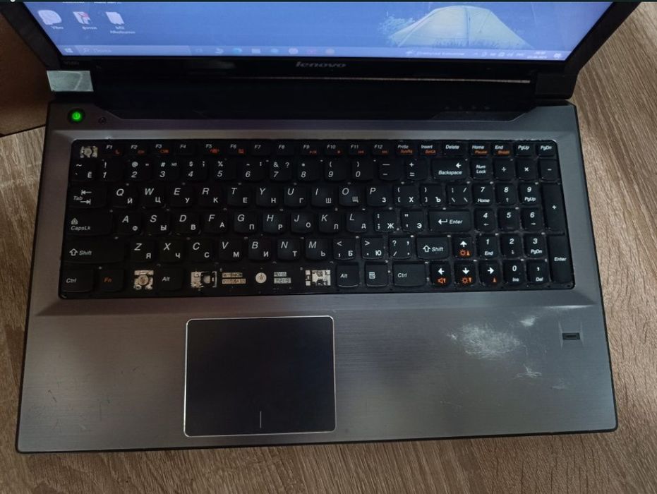 Ноутбук Lenovo V580