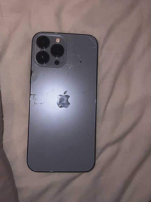 IPhone 13 Pro Max para peças