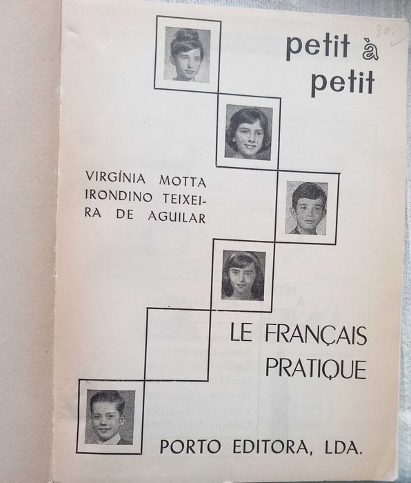 Exercícios de francês - Petit à petit - portes incluídos