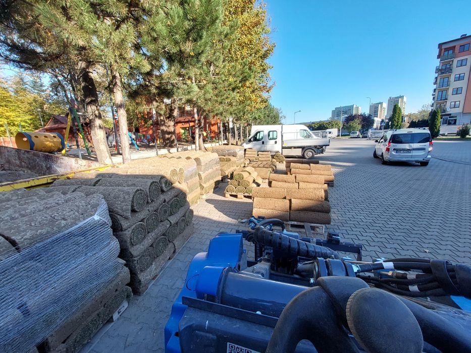 Usługi ogrodnicze, minikoparka, zakładanie trawnika - zapisy na 2026r