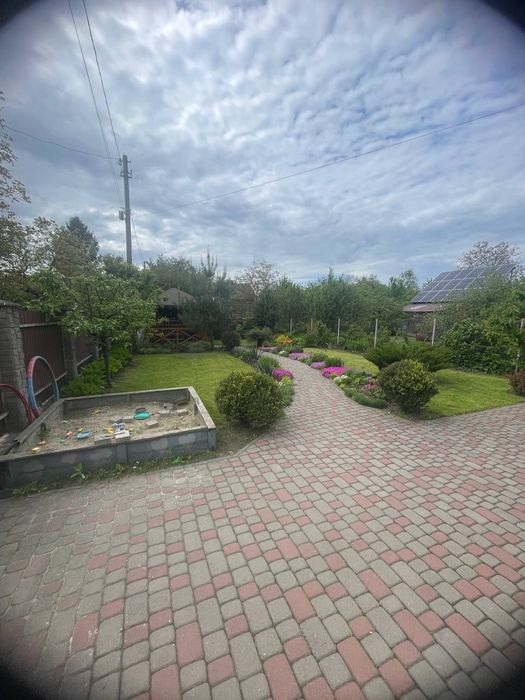 Продаж дачного будинку