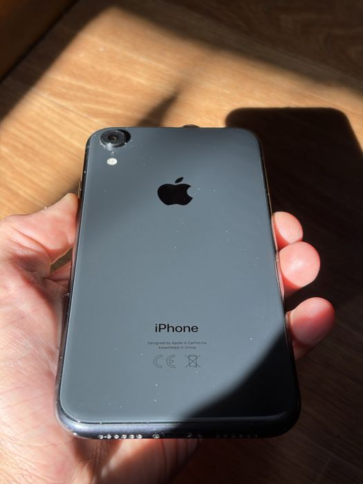 iPhone Xr 64 гб в черном цвете