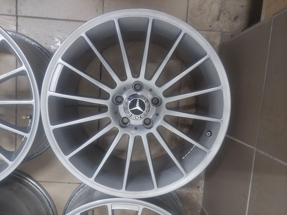 Оригінальні легкосплавні диски Mercedes-Benz Mercedes R18 5×112