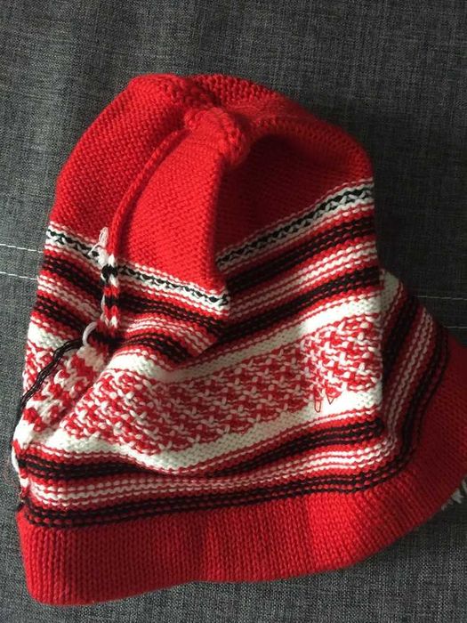 Шапка и шарф, новые