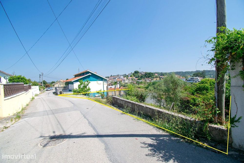Excelente Terreno em Antuzede, Coimbra com 2255m²