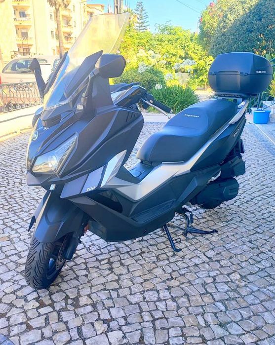 SYM Cruisym 300 ABS 2019 Elegante, confortável e pronta para o dia a dia ou viajar