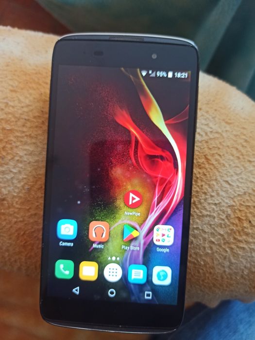 Telemóvel Alcatel Idol 3