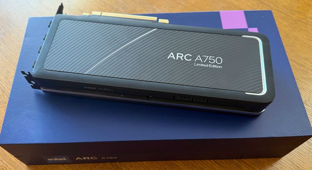 Karta graficzna Intel Arc A750 Limited Edition