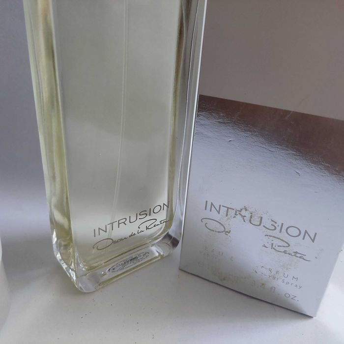 Oscar De La Renta Intrusion zestaw 100ml edp + balsam 200ml unikat