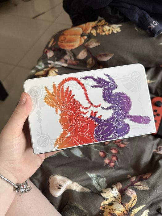 Nintendo Switch oled Pokemon Violet Edition