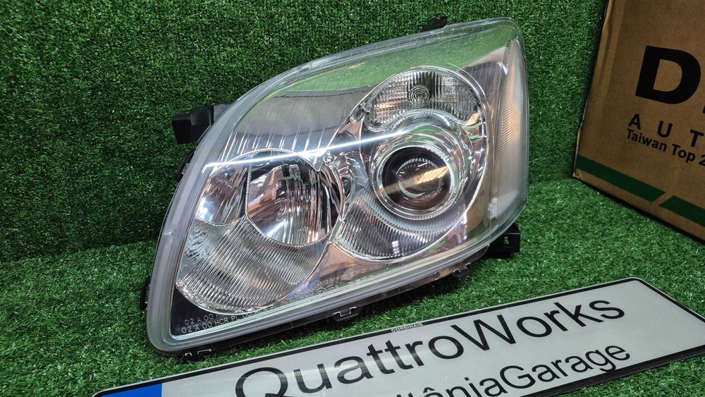 Otica Farol Esquerdo Toyota Avensis T25 2003 a 2006 Ref. 212-11F3L-LD-EM NOVO