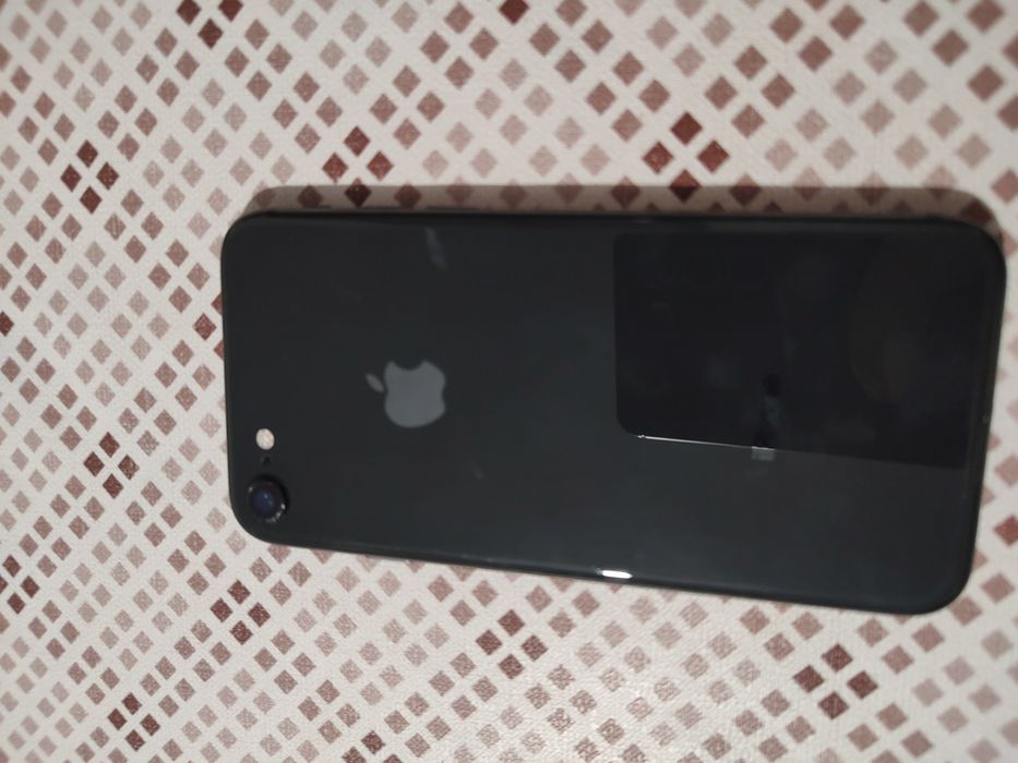 Продам айфон 8 64гб Neverlook