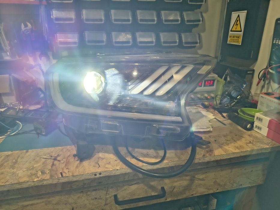Lampy LED Przednie Mustang Style Ford Ranger 2015-23
