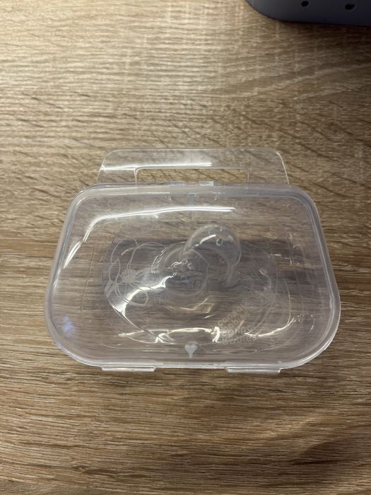 Накладки на груди