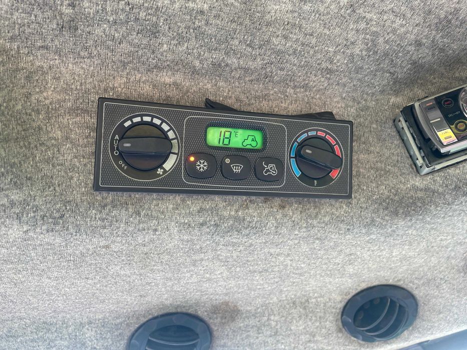 Ciągnik Massey Ferguson 6485 180KM 2004