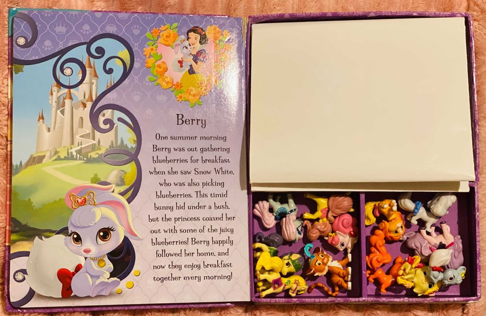 Disney Palace Pets 12 figurek Pałacowe zwierzątka + książka + plakat