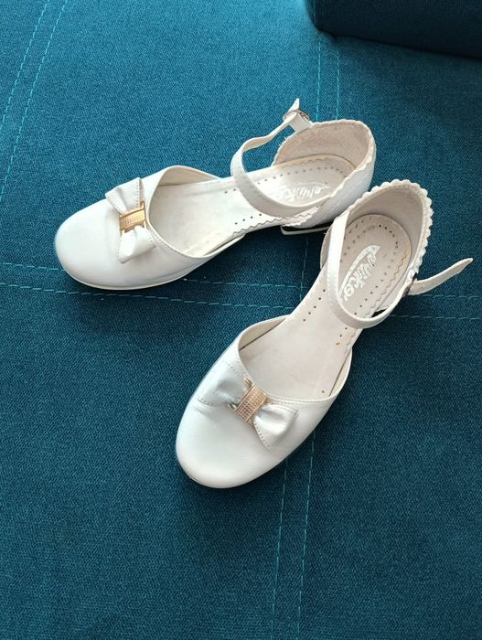 Buty baleriny białe Miko skóra buty komunijne rozmiar 33