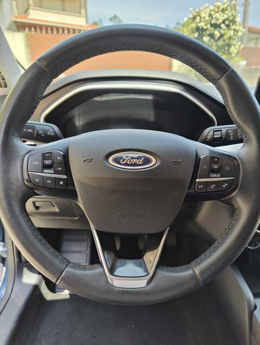 Ford Focus — fotografia 9
