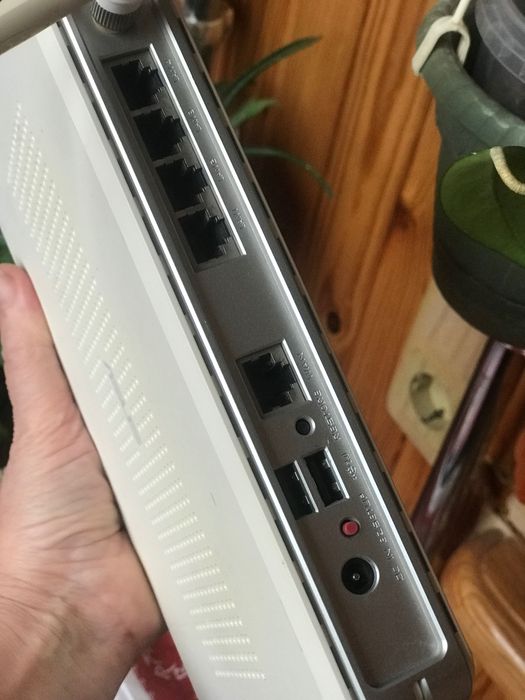 Роутер  ASUS-500G рабочий