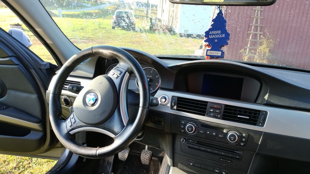 BMW E91 320d uszkodzona