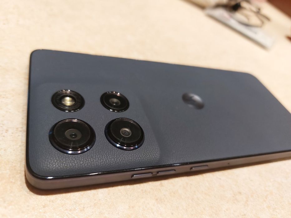 Motorola MOTO G86 5G 8/256GB + euti etui Bizon + szkła hartowane