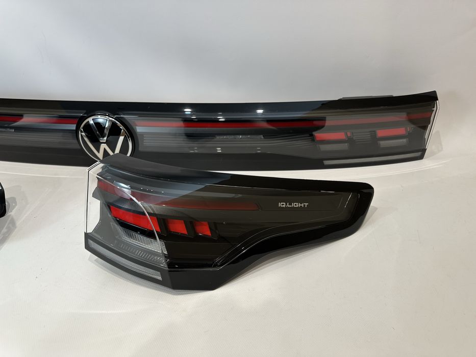 VW Tiguan фонарі фари задні наявність 571945207B 571945208B 571945307C