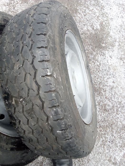 Продам комплект зимней резины