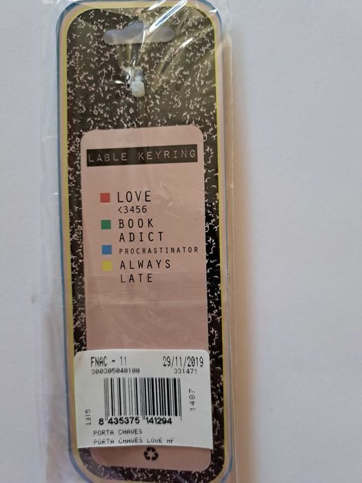 "Love" porta-chaves novo