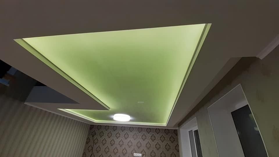 Современный Белый Матовый натяжной потолок в районі та Кропивницькому