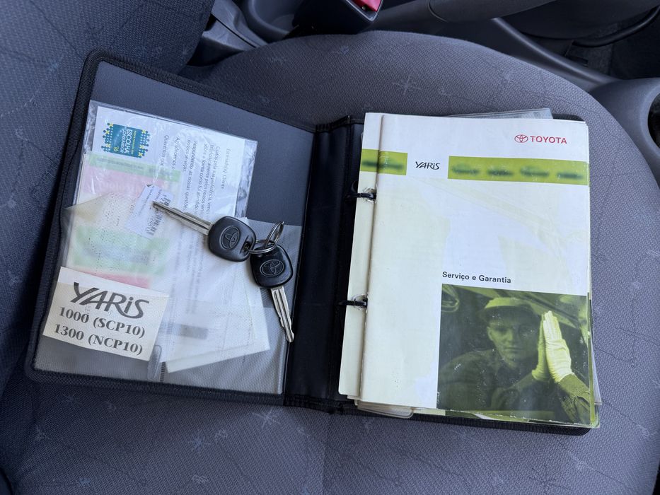 Toyota Yaris 1.0 gasolina