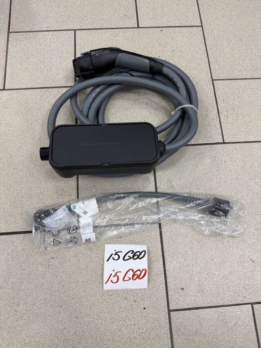 BMW i5 G60 зарядне зарядний пристрій батареї бмв і5 г60 америка