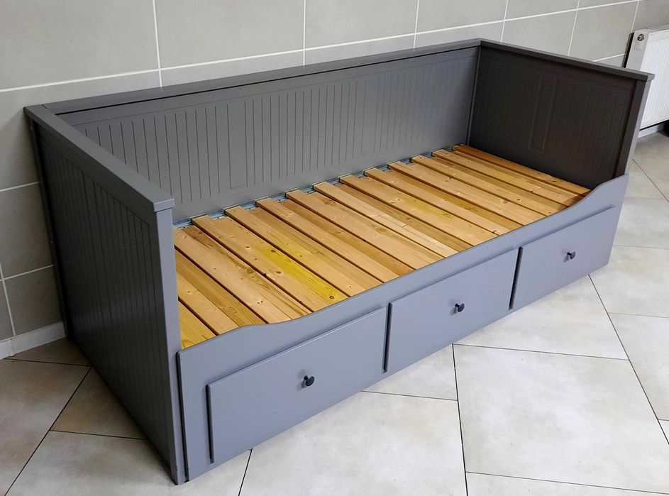 Łóżko leżanka IKEA HEMNES + 1 materac - BARDZO DOBRY STAN