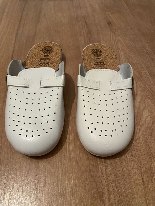 Тапочки медецинськи.