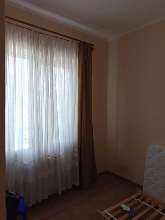 Будинок 350 кв.м. з ремонтом в с. Фонтанка. 10 соток. 95 000$