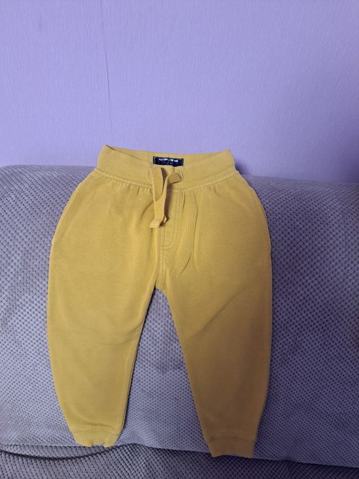 Продам вещи на мальчика за все 180р.