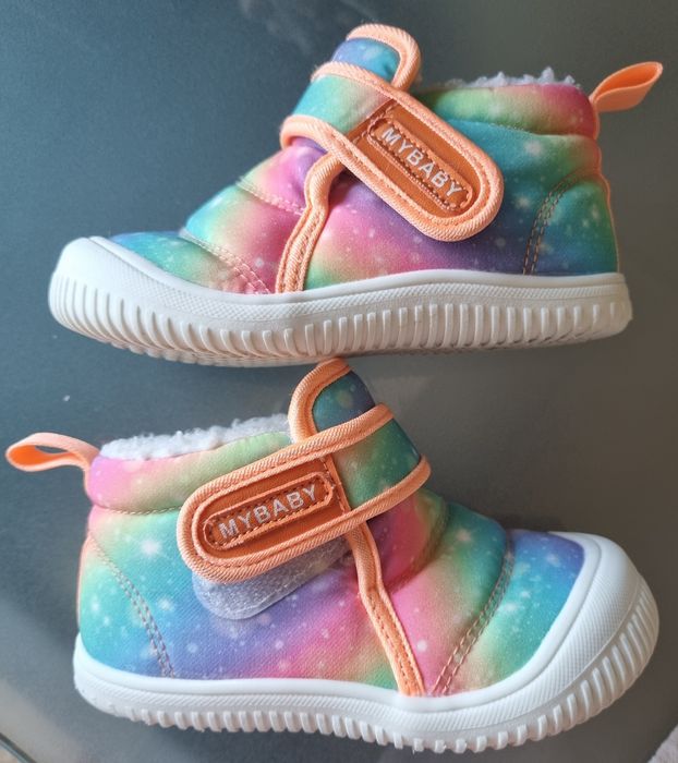 Botas com pela Tamanho 24