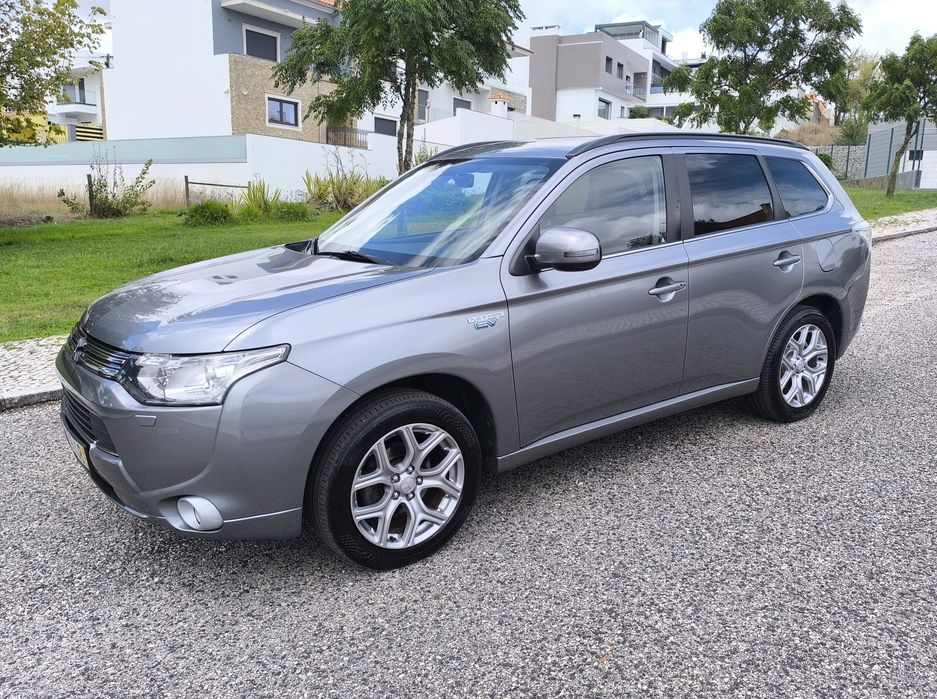 Mitsubishi Outlander híbrido Plug-in GPL